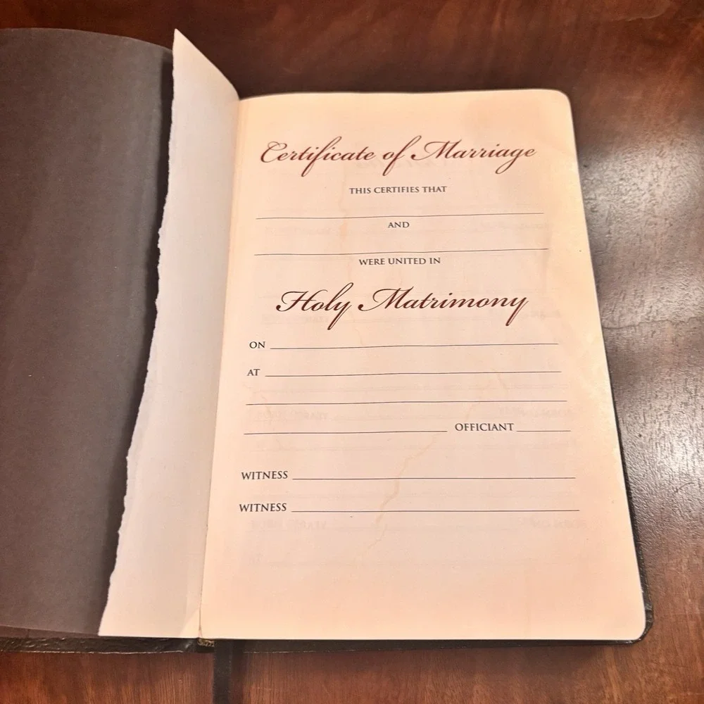 Holy Bible KJV UltraThin Reference Concordance Black Bonded Leather Holman‎ 1999